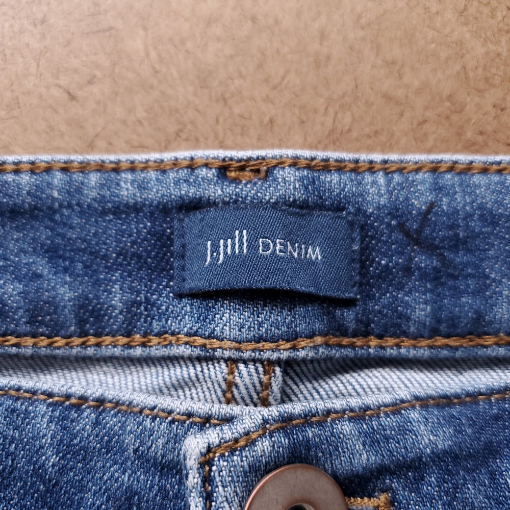 J Jill Relaxed Boyfriend Jeans Womens 10P Blue Coastal Grandma Minimalist Casual - Picture 3 of 11